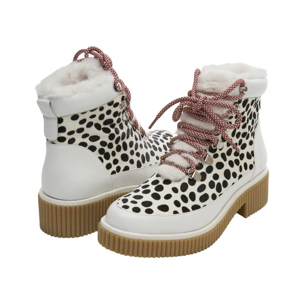 NEW Vaneli Magma Leopard print boots Size 8